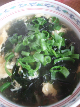 磯の香いっぱい♪ わかめと卵のお蕎麦