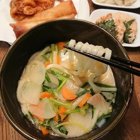 合わせ味噌の煮込みうどん