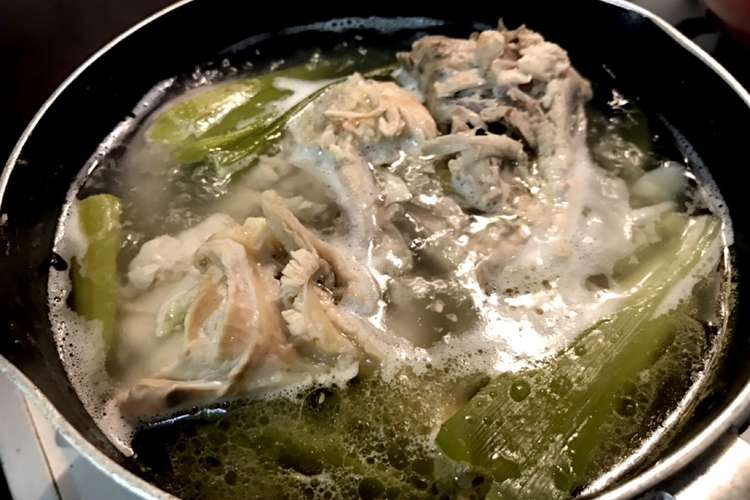 鶏ガラから 飲み干す醤油ラーメンスープ レシピ 作り方 By 兼業主夫しのみ クックパッド