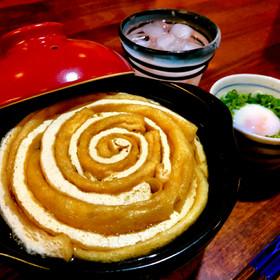 渦巻きつねうどん