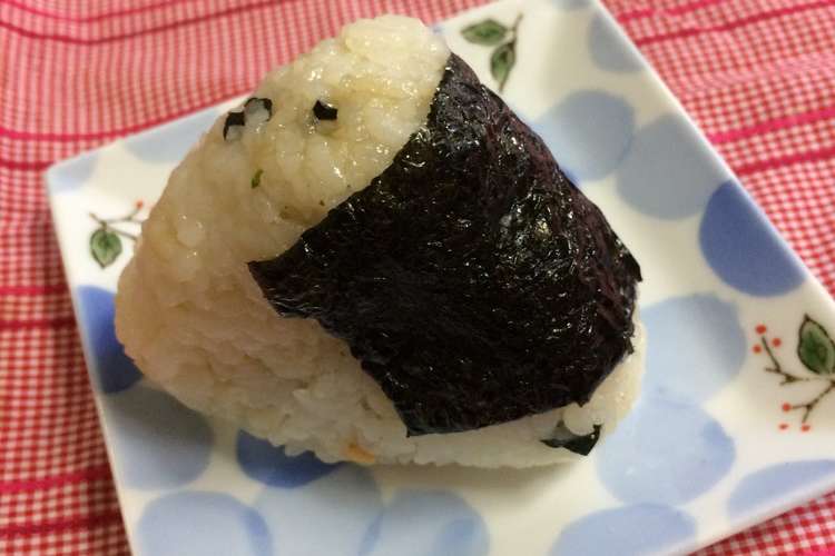 松茸お吸い物でおにぎり レシピ 作り方 By Ankotetu クックパッド 簡単おいしいみんなのレシピが375万品