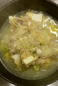 豚バラ肉と白菜と湯葉の甘酒鍋