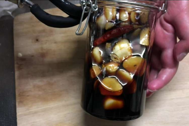 色々美味しく にんにくの醤油漬け レシピ 作り方 By じぱんぐ丸 クックパッド 簡単おいしいみんなのレシピが360万品