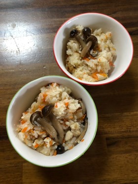 我が家の炊き込みご飯(もち米入り)