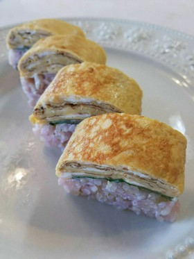 玉子焼きの押し寿司風!
