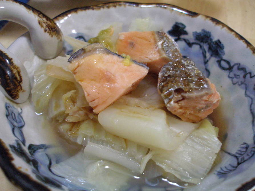 簡単　白菜と塩鮭の水煮の画像
