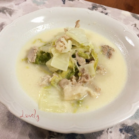豚バラと白菜の豆乳煮