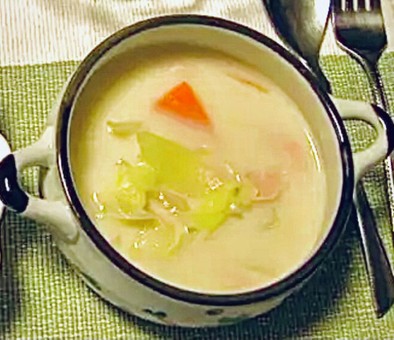 あっさり野菜のミルクスープの写真