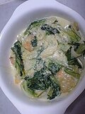 ほうれん草と海老のクリーム煮