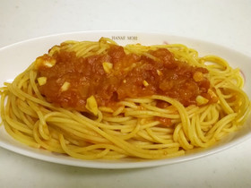 濃厚トマトソースパスタ