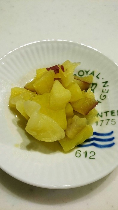 ベビーおやつ♡さつま芋とりんごの甘煮の写真