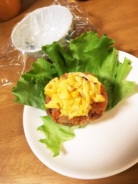 《手が汚れない》ラップでころりんおにぎり