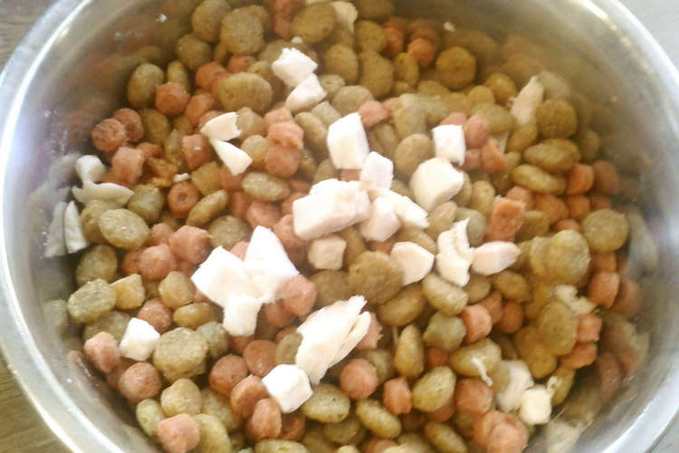 老犬ご飯 鶏胸肉のトッピング 改訂版 レシピ 作り方 By ミャル クックパッド 簡単おいしいみんなのレシピが376万品