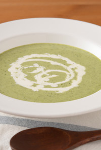 小松菜のグリーンスープ