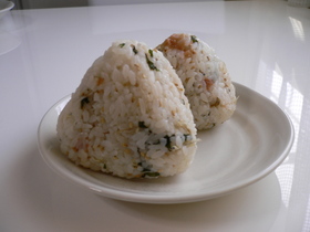 さっぱり香ばしい☆大葉・梅ジャコ★ご飯☆