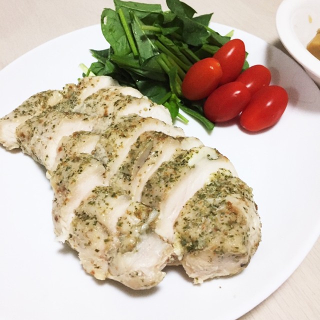 サラダチキン マジックソルト風味 レシピ 作り方 By ゆりママ666 クックパッド 簡単おいしいみんなのレシピが352万品