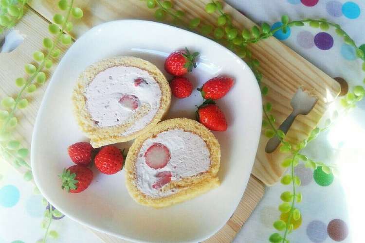 簡単 可愛い いちごのロールケーキ レシピ 作り方 By さくさくmomo クックパッド 簡単おいしいみんなのレシピが370万品
