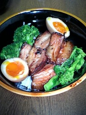 うまうまチャーシュー丼