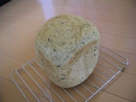 HBで。お茶の食パン