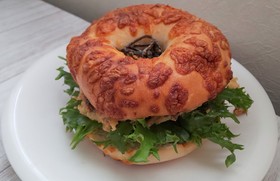 ふじっこ煮で簡単ポテトベーグル