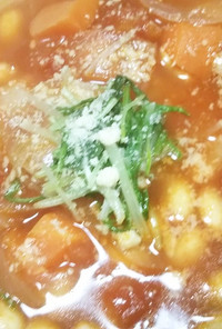 大豆とウインナーのトマトのスープ
