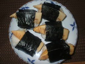 焼きたけのこのおにぎり