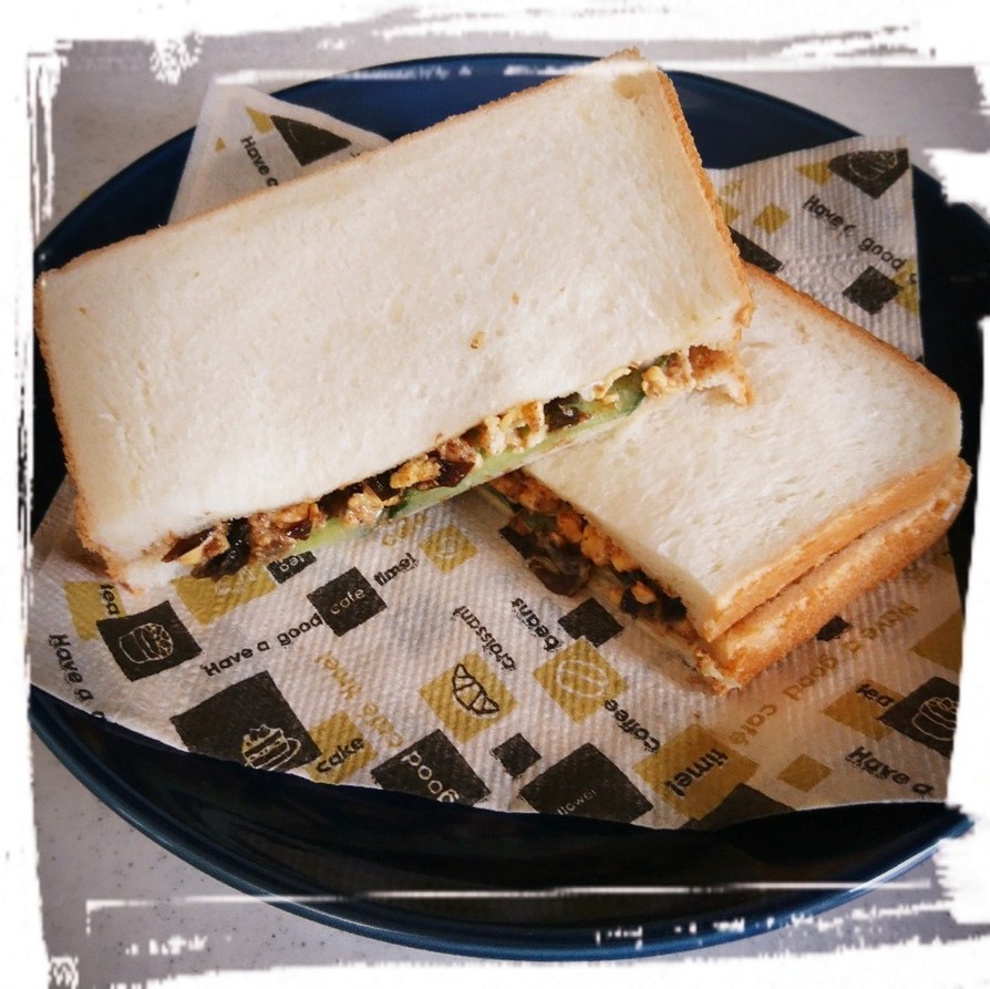 ふじっこ煮&ふんわり卵のサンドイッチの画像