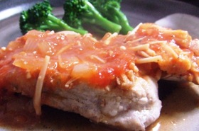 美味しいチキンのトマトソースがけ