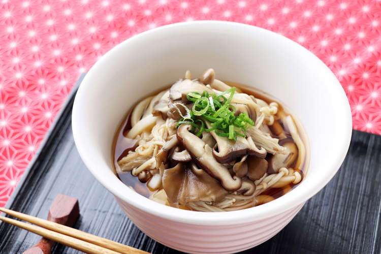 めんつゆで簡単 きのこたっぷりうどん レシピ 作り方 By みらいご飯 クックパッド