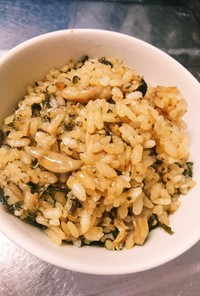 ゴマ油香る✨簡単炊き込みご飯✨