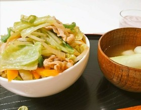 冷蔵庫整理に!野菜たっぷり丼~中華風味~