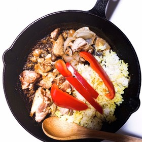 スパイスで、鶏モモのココナツカレー♪