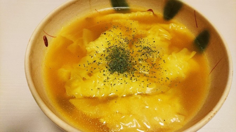 ワンタンカレースープの画像