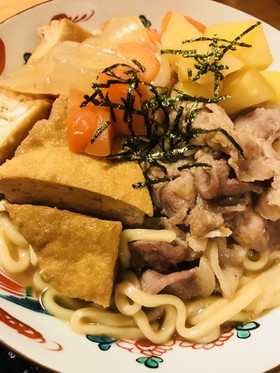 豚肉の肉じゃがとあまから煮込みうどん