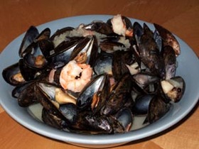 ムール貝の白ワイン蒸し