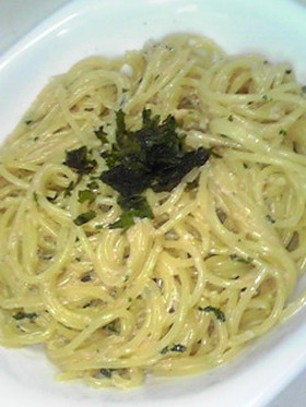 明太マヨ大葉にんにく醤油のパスタ