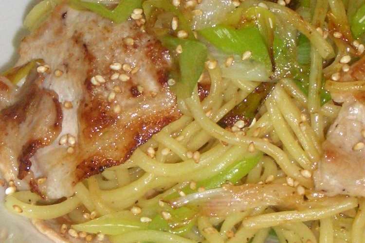 休日ランチに ごま油が効いてるねぎ焼そば レシピ 作り方 By Pumo クックパッド 簡単おいしいみんなのレシピが355万品