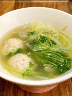 調味料2つ!ヘルシーあったか塩スープ♪