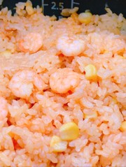 炊飯器で!簡単!小えびのケチャップライスの写真