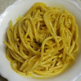 残り物でカレークリームパスタみたいなの