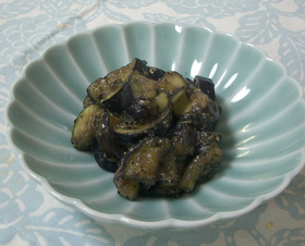 ごはんがすすむ☆なすのごまみそ和え