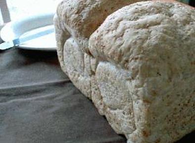 グラハム食パンの写真