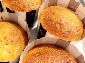 簡単!キウイとバナナのカップケーキ