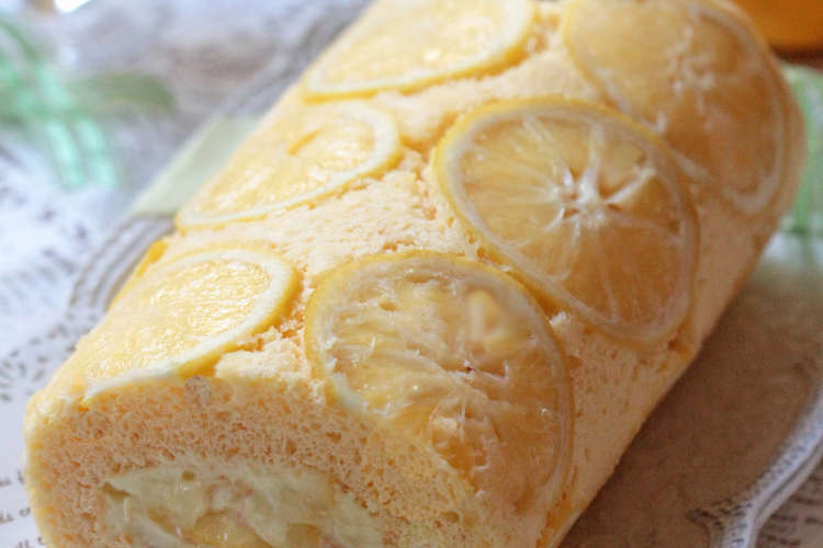 香り広がるレモンジャムの極上ロールケーキ レシピ 作り方 By Minntamama クックパッド 簡単おいしいみんなのレシピが350万品