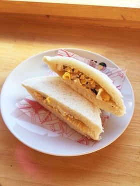 ふじっ子煮しそ昆布入り卵サンドイッチ