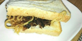 おかか昆布入り焼きそばトースト