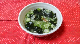 オクラで簡単!とろみスープ茶漬け