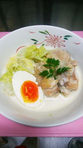 今日の夕飯 白菜と鶏肉のミルク煮