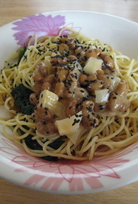 納豆と沢庵の麺つゆスパゲティ