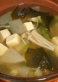 和の食材を使って、洋風味のヘルシースープ